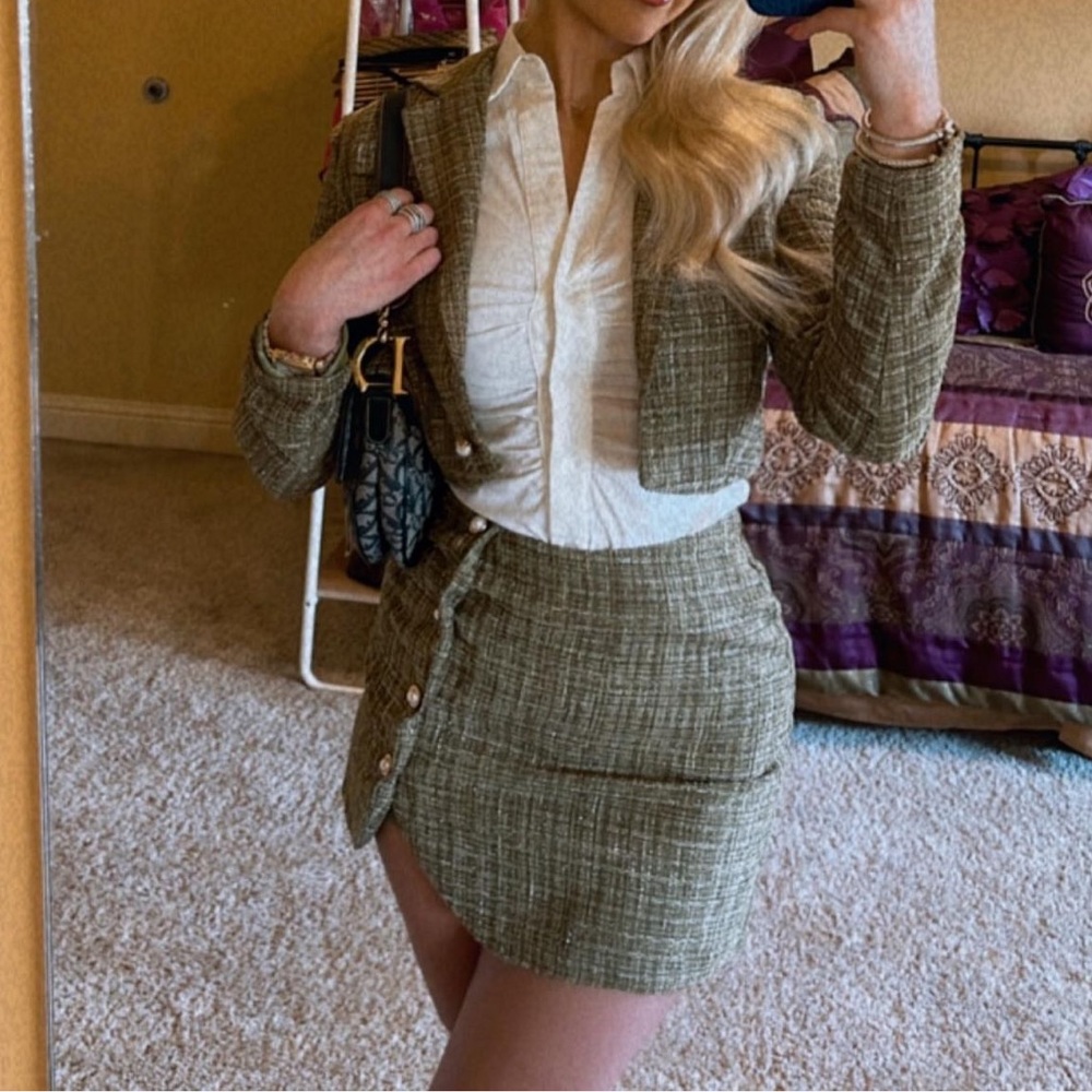 TWO PIECE SET/ SIZE S (fits tighter) / WORN ONCE/